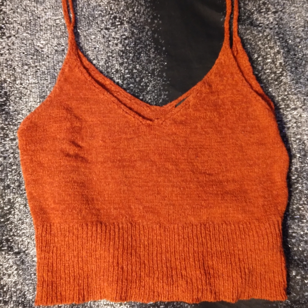 Forever 21 Orange Crop Top Size Medium